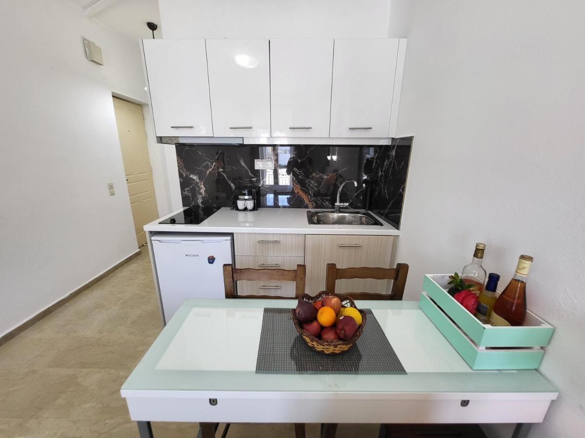 Angela Kassiopi Apartament Studio エクステリア 写真